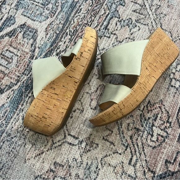 Korks Leather and Cork Wedge Sandal Tan Neutral Size 40.5 Women’s 9 Shoes - Picture 6 of 9